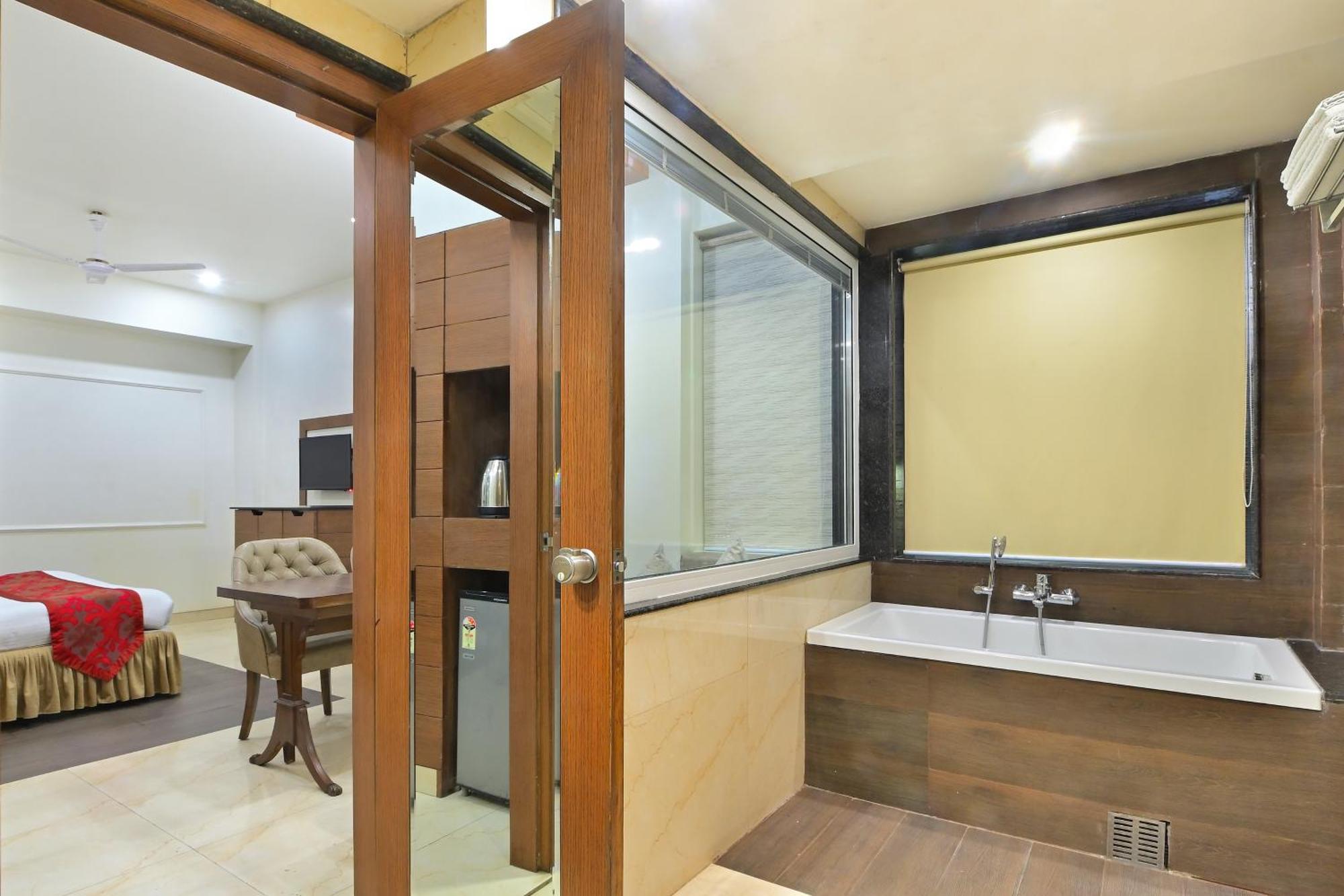 Hotel Hari Piorko Grand - 2 Min From New Delhi Railway Station Exterior foto