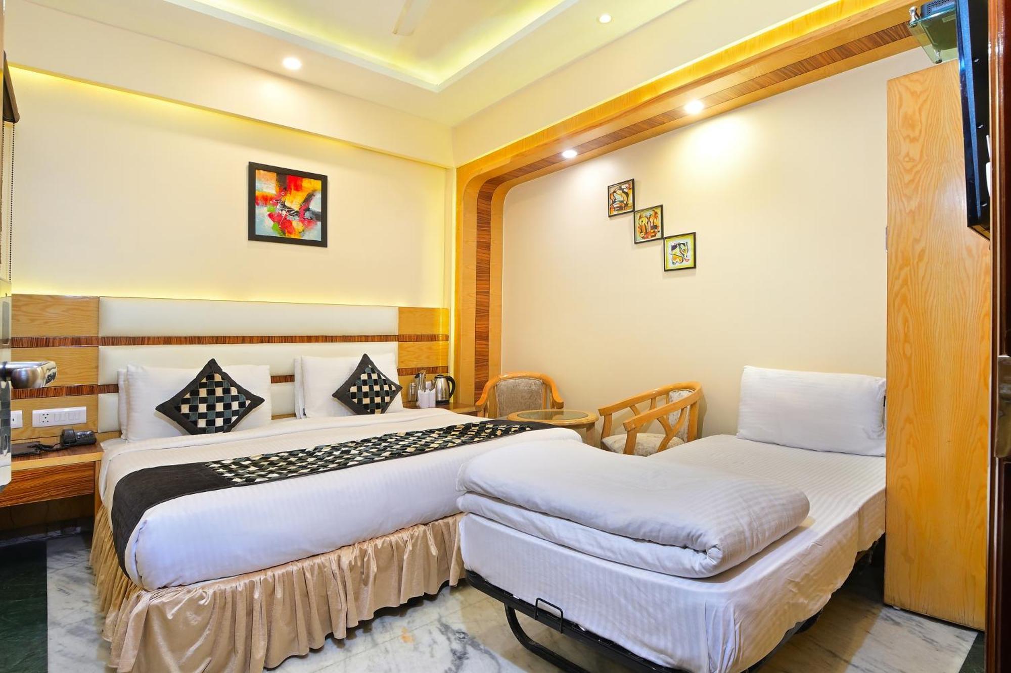 Hotel Hari Piorko Grand - 2 Min From New Delhi Railway Station Exterior foto