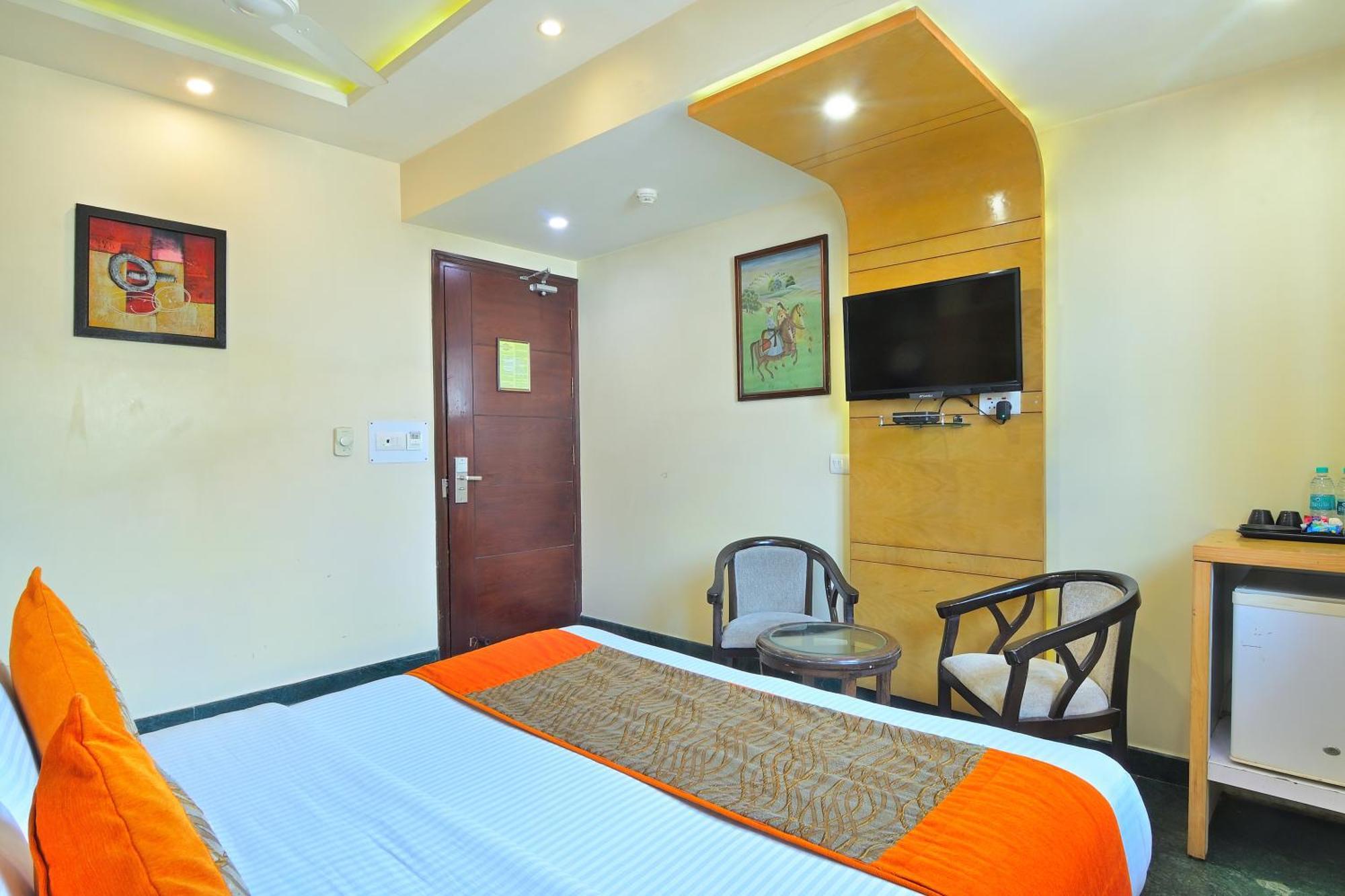 Hotel Hari Piorko Grand - 2 Min From New Delhi Railway Station Exterior foto